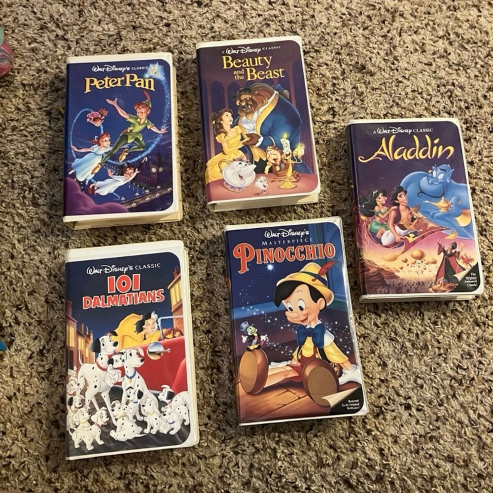 Lot of 5 Walt Disney Home Video Black‎ Diamond "The Classics" / Masterpiece VHS